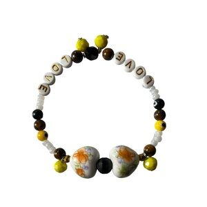 handmade elastic bracelet with heart